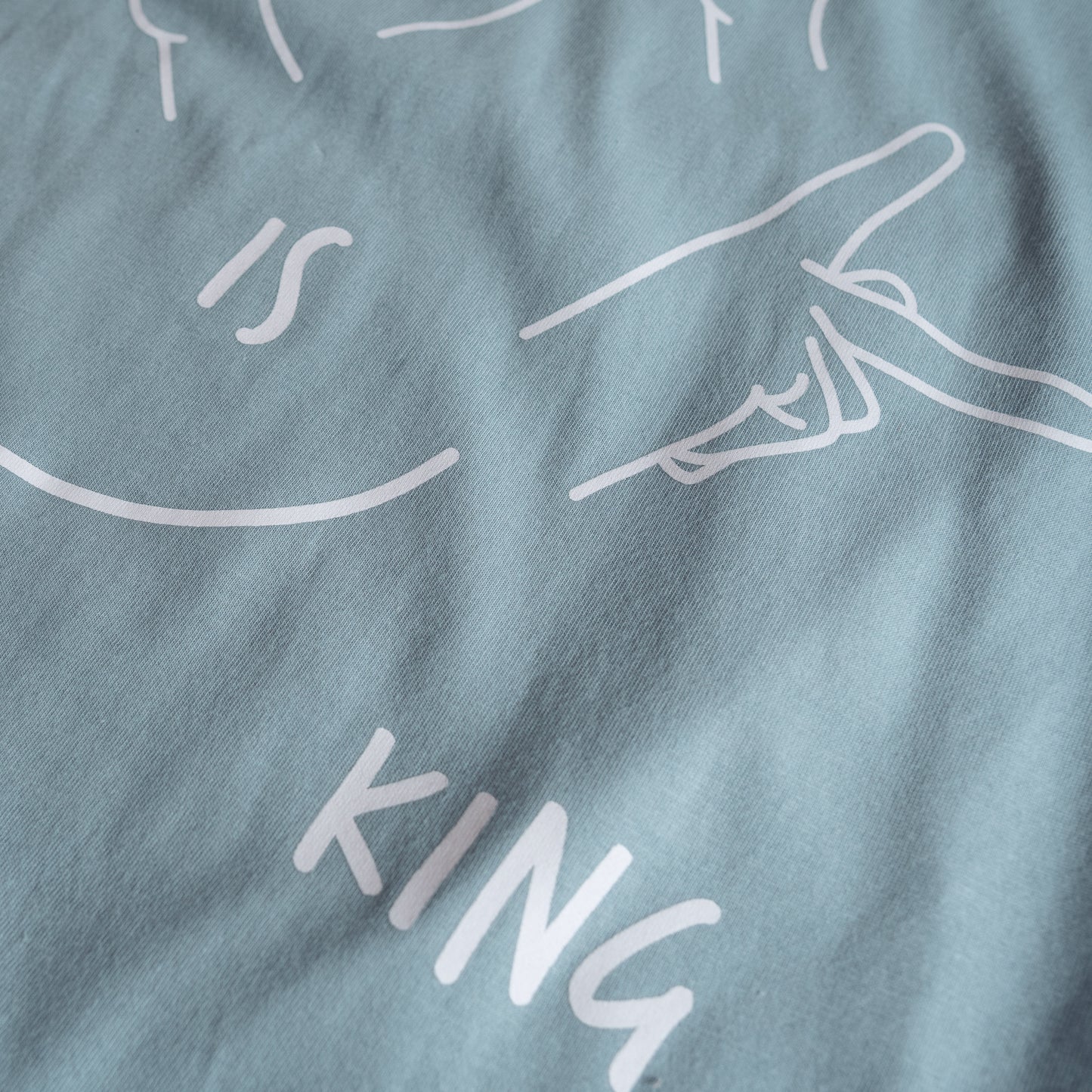 JESUS IS KING ASL T-SHIRT (POCKET + BACK)