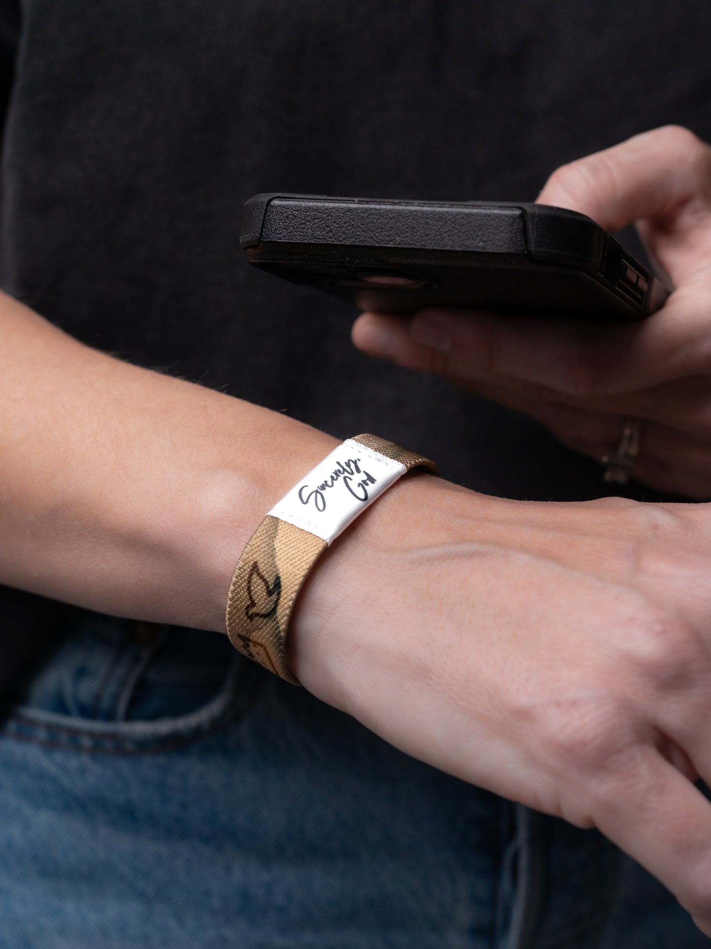 THE CONFESSION WRISTBAND